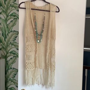 Cream cover up comono